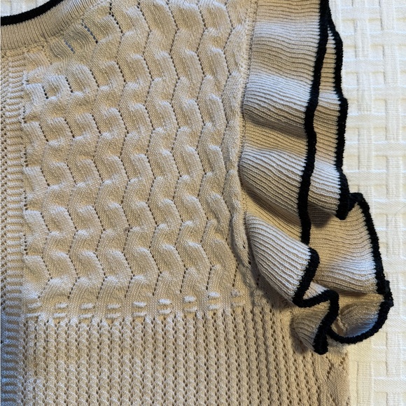 Knit Patchwork Top in Cream. Perfect - Picture 11 of 11